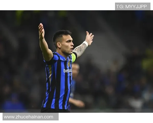 从青涩到闪耀 足球球星职业生涯首球背后的故事与传奇 从青涩到闪耀 足球球星职业生涯首球背后的故事与传奇